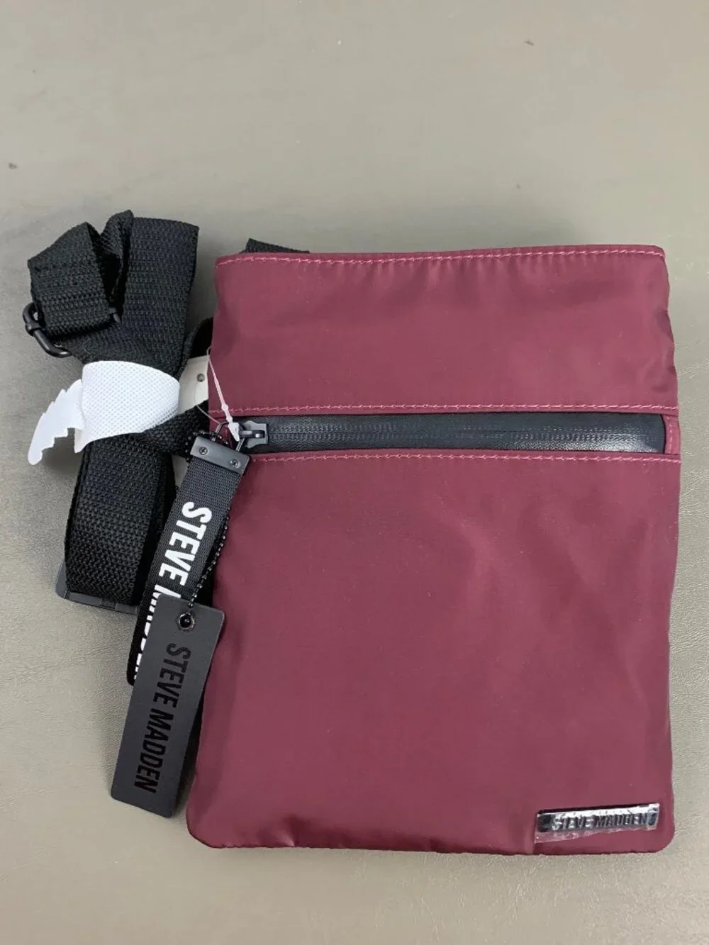 Steve Madden Men's Small Crossbody Bag, Oxblood Dark Red, One Size 7x9x1.5
